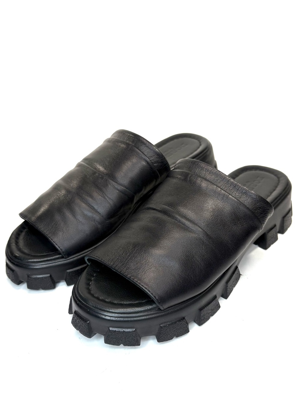 Roamers by Ego Trip Black Leather Slides | 40